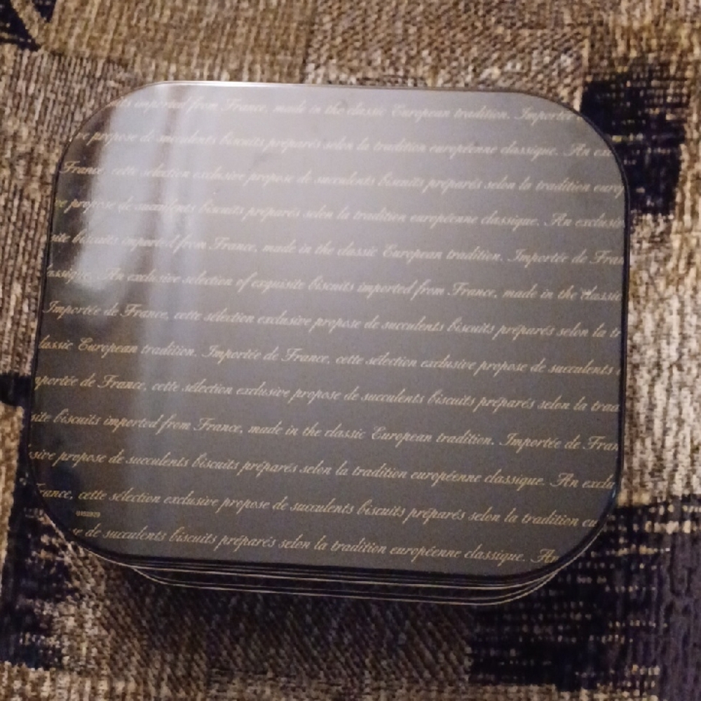 $4 Add-on Elegant Black Tin Box